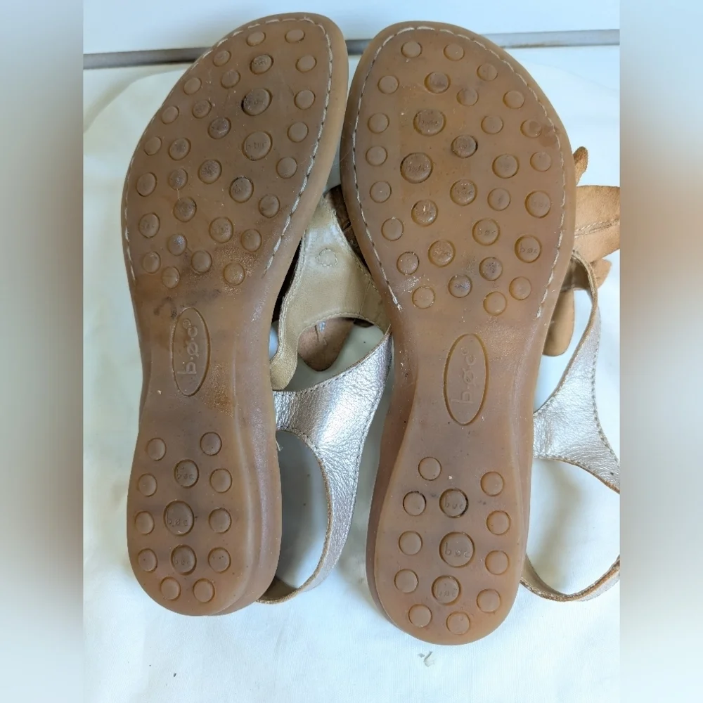 Born B.O.C. Concept  Acacia Sz 9 flower flat sandal/ champagne color